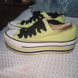 CONVERSE GUC WOMENS SZ 7 PLATFORM SNEAKER SHOES